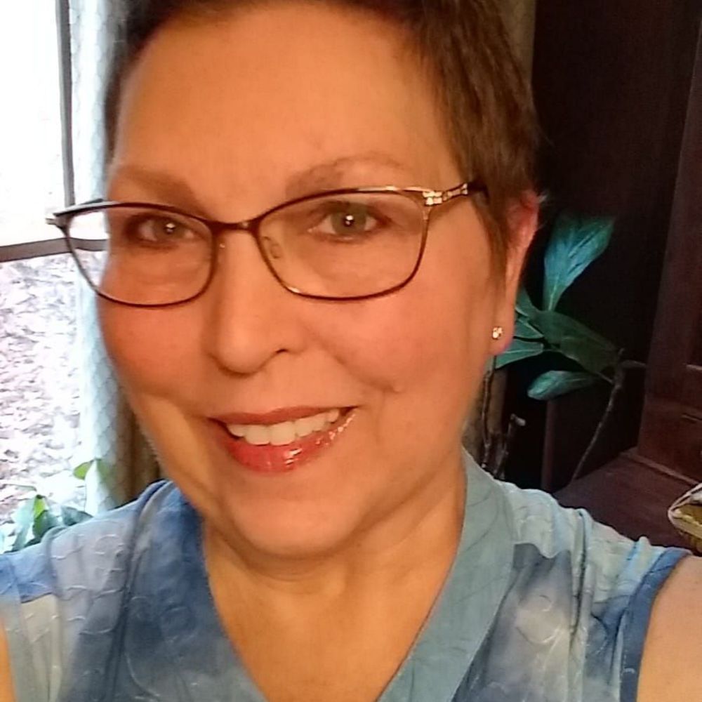 Meet your Posher, Diana